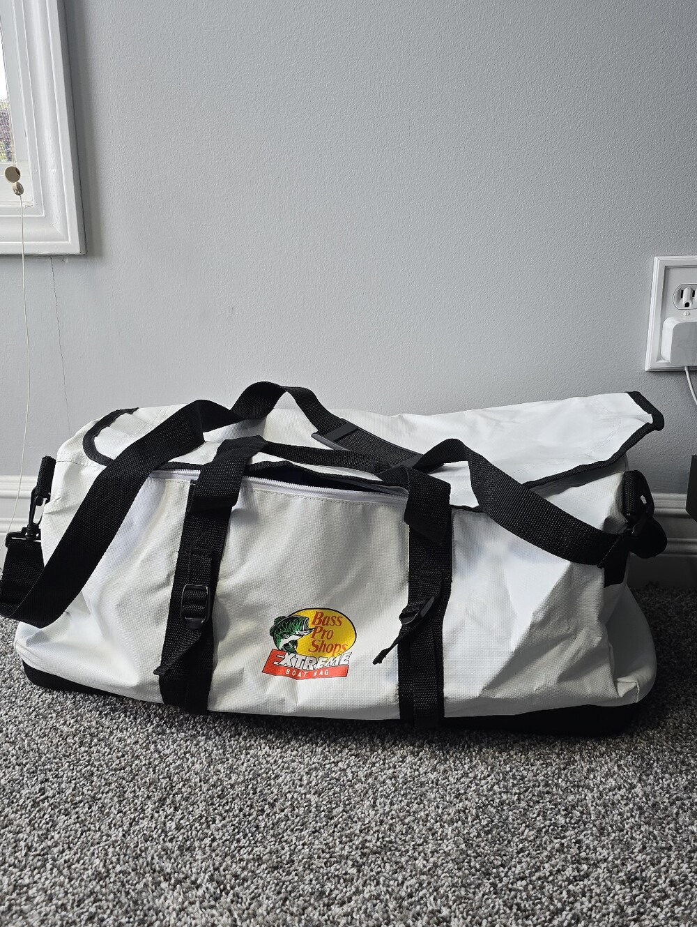 Bass Pro Shops Extreme Boat Bag Waterproof Marine Gear Duffel 25"